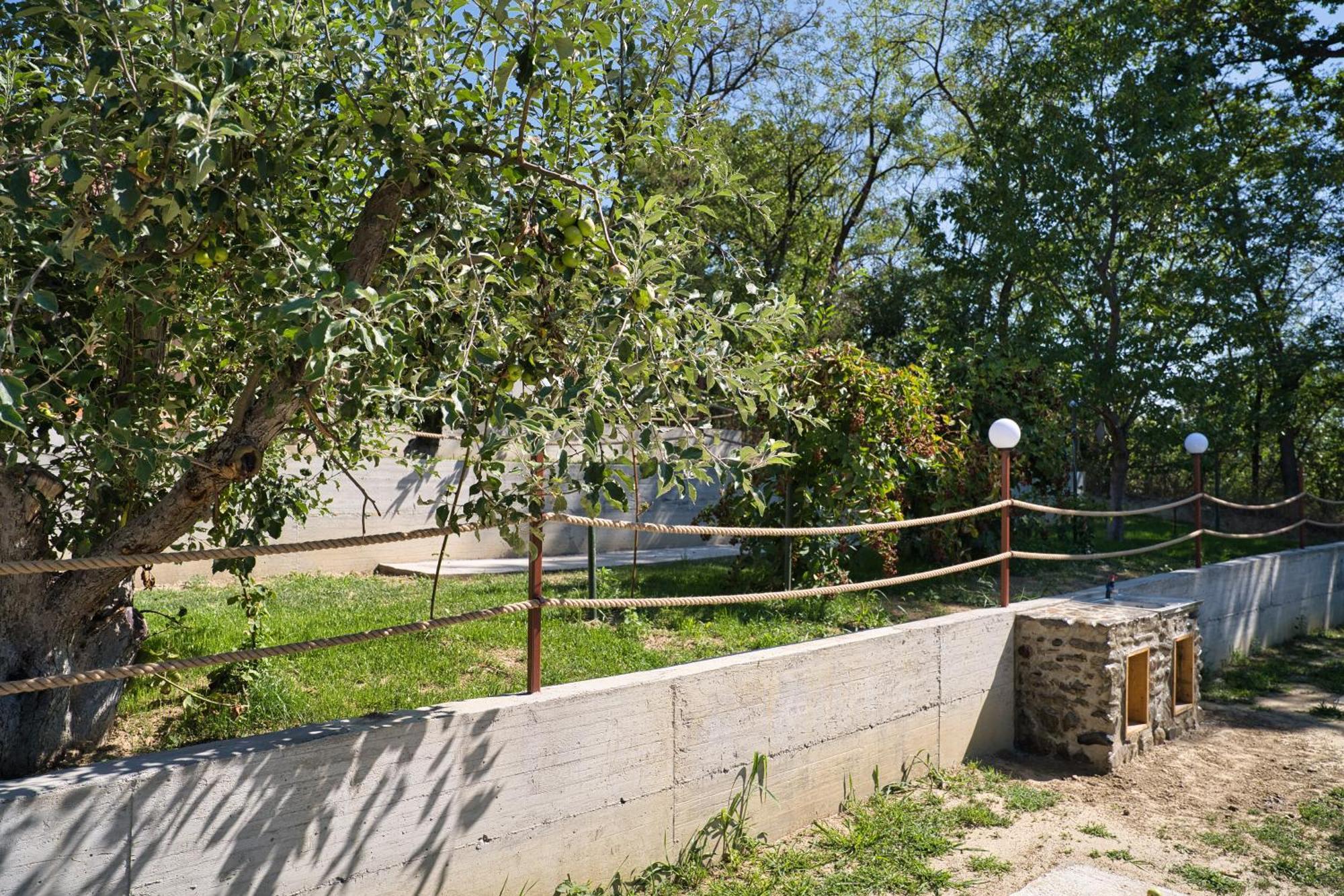 Perla Argesului, Ciubar, Piscina, Lift, Gratar, Cabana, Pensiuni, Hotel Cazare Transfagarasan Curtea De Arges Albestii de Arges Exterior photo